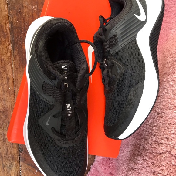 NIKE WMS MC TRAINER - Picture 13 of 13